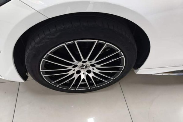 Mercedes-Benz C-Class 2023, 35200 км, за 32265 USD - фото 10