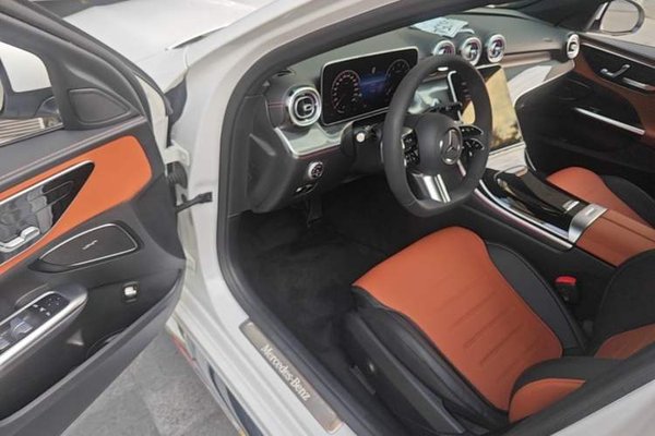 Mercedes-Benz C-Class 2023, 41100 км, за 29985 USD - фото 18