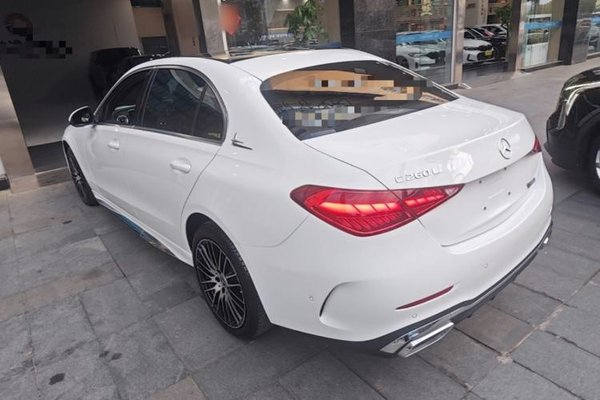 Mercedes-Benz C-Class 2023, 41100 км, за 29985 USD
