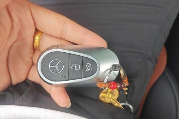 Mercedes-Benz C-Class 2023, 41100 км, за 29985 USD - фото 23