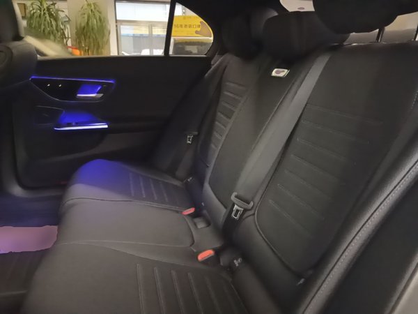 Mercedes-Benz C-Class 2023, 46100 км, за 30794 USD - фото 20