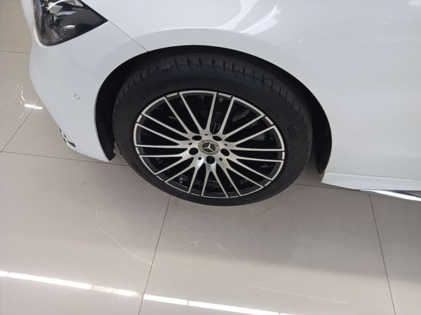 Mercedes-Benz C-Class 2023, 46100 км, за 30794 USD - фото 8