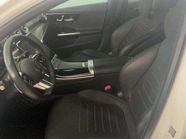 Mercedes-Benz C-Class 2023, 49000 км, за 30708 USD - фото 8