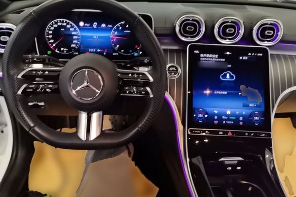 Mercedes-Benz C-Class 2024, 11700 км, за 35725 USD - фото 17