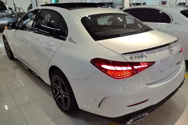 Mercedes-Benz C-Class 2024, 11700 км, за 35725 USD - фото 13
