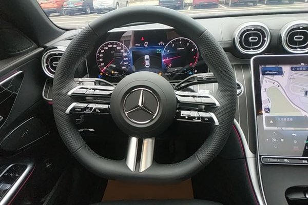 Mercedes-Benz C-Class 2024, 13600 км, за 32124 USD - фото 13
