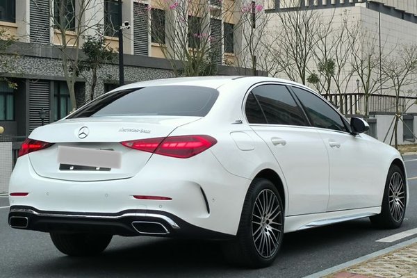 Mercedes-Benz C-Class 2024, 16200 км, за 28786 USD - фото 6