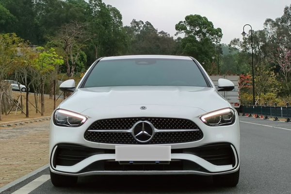 Mercedes-Benz C-Class 2024, 16200 км, за 28786 USD - фото 7