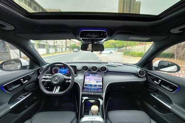 Mercedes-Benz C-Class 2024, 16200 км, за 28786 USD - фото 9