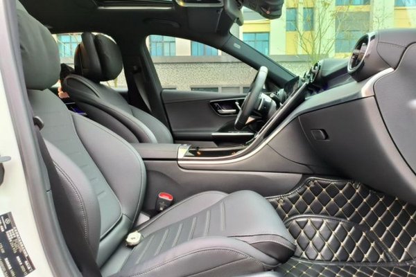 Mercedes-Benz C-Class 2024, 16200 км, за 28786 USD - фото 12