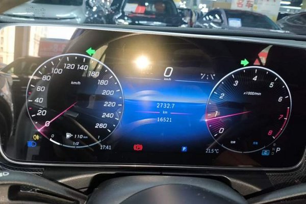Mercedes-Benz C-Class 2024, 16500 км, за 33049 USD - фото 20