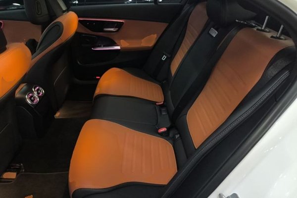 Mercedes-Benz C-Class 2024, 16500 км, за 33049 USD - фото 25