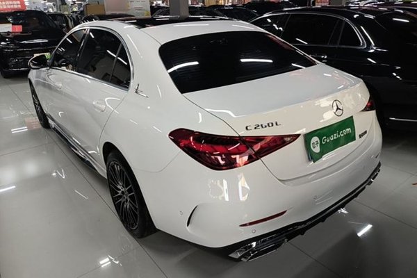 Mercedes-Benz C-Class 2024, 16500 км, за 33049 USD