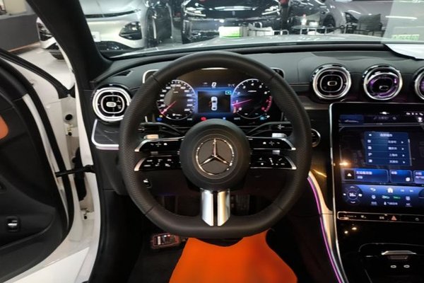 Mercedes-Benz C-Class 2024, 16500 км, за 33049 USD - фото 19