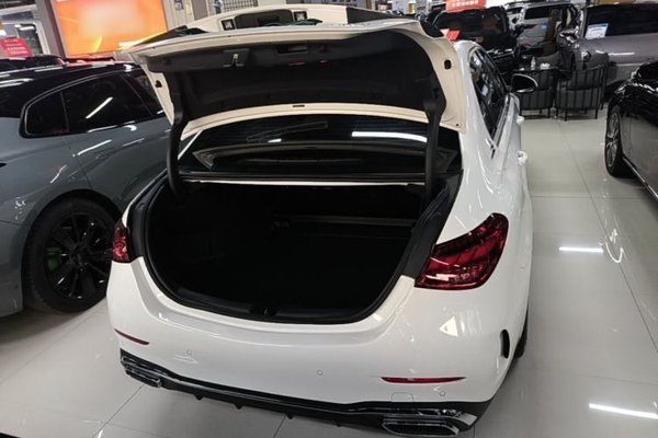 Mercedes-Benz C-Class 2024, 16500 км, за 33049 USD - фото 27