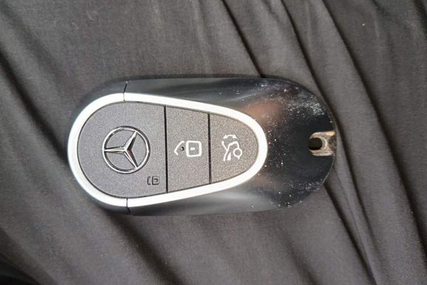 Mercedes-Benz C-Class 2024, 19100 км, за 9999999 USD - фото 9