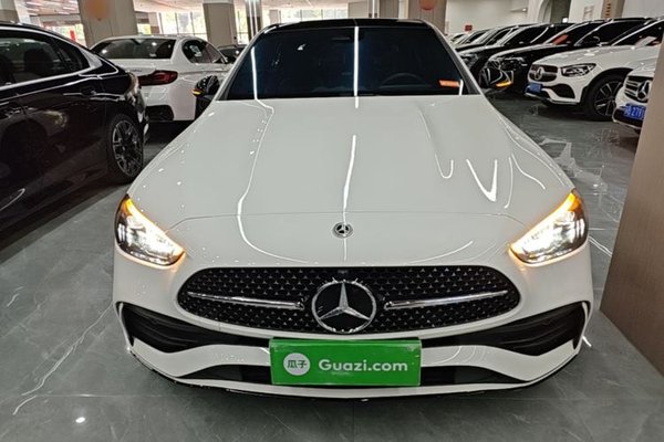 Mercedes-Benz C-Class 2024, 26400 км, за 35547 USD