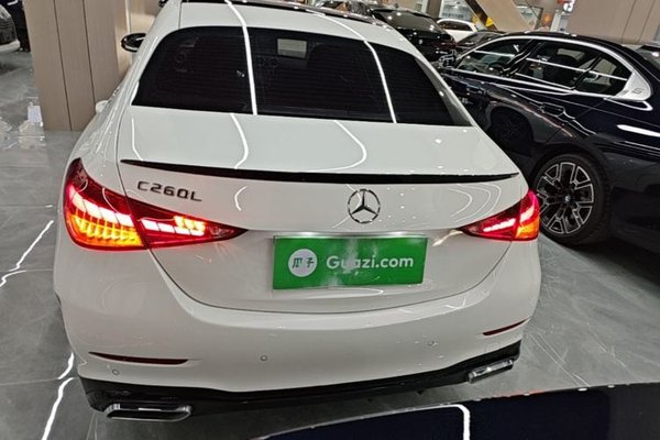 Mercedes-Benz C-Class 2024, 26400 км, за 35547 USD