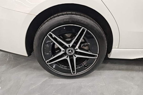 Mercedes-Benz C-Class 2024, 26400 км, за 35547 USD - фото 10
