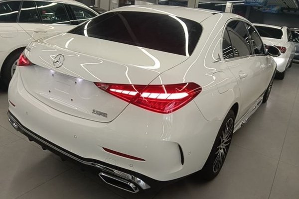 Mercedes-Benz C-Class 2024, 27100 км, за 31399 USD - фото 6