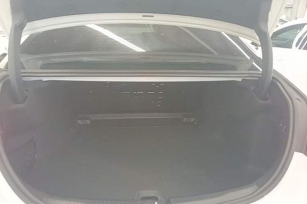 Mercedes-Benz C-Class 2024, 27100 км, за 31399 USD - фото 22