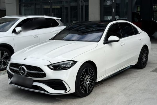Mercedes-Benz C-Class · 2024 год