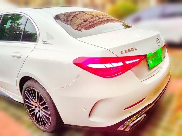 Mercedes-Benz C-Class 2024, 38100 км, за 30399 USD