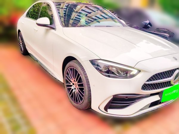 Mercedes-Benz C-Class 2024, 38100 км, за 30399 USD