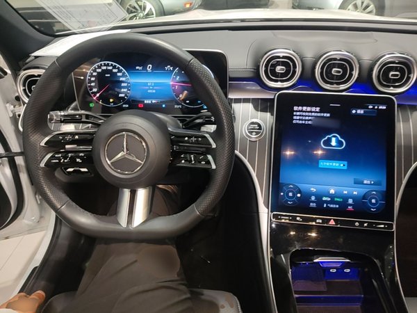 Mercedes-Benz C-Class 2024, 40500 км, за 29429 USD - фото 13