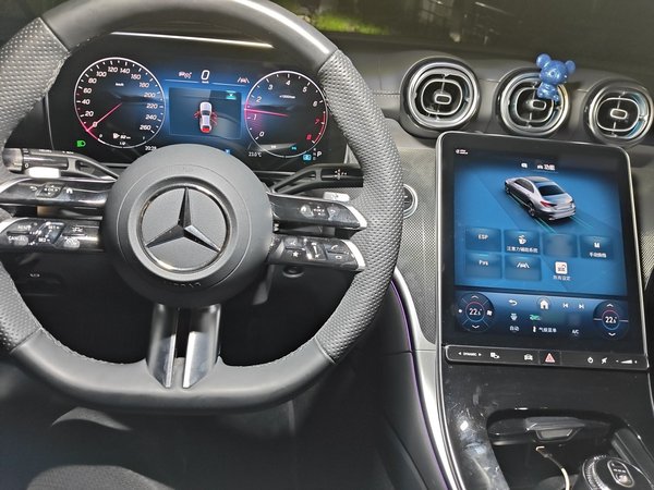 Mercedes-Benz C-Class 2025, 13899 км, за 33659 USD - фото 9