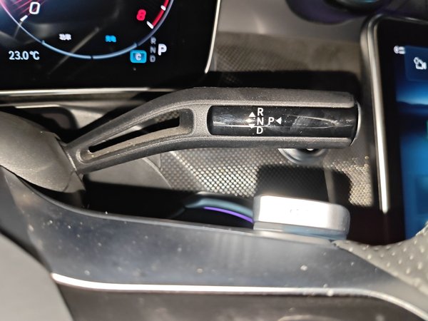 Mercedes-Benz C-Class 2025, 13899 км, за 33659 USD - фото 13