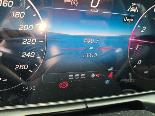 Mercedes-Benz C-Class 2025, 10800 км, за 36652 USD - фото 13