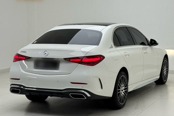 Mercedes-Benz C-Class 2025, 10900 км, за 36336 USD - фото 6
