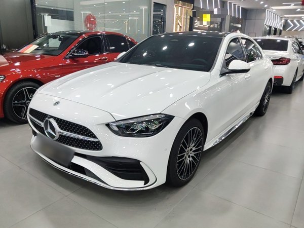 Mercedes-Benz C-Class · 2025 год