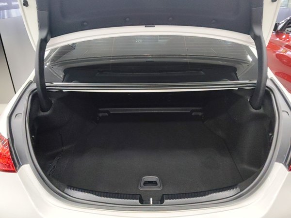 Mercedes-Benz C-Class 2025, 27700 км, за 35870 USD - фото 22