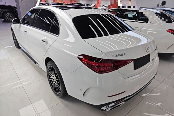 Mercedes-Benz C-Class 2026, 3300 км, за 39393 USD - фото 13