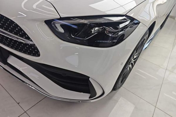 Mercedes-Benz C-Class 2026, 3300 км, за 39393 USD - фото 8