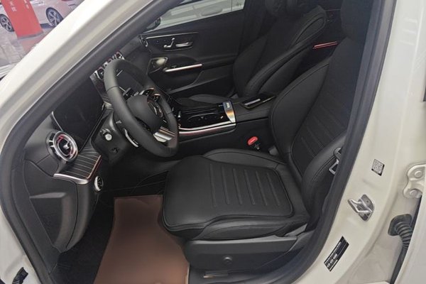 Mercedes-Benz C-Class 2026, 3300 км, за 39393 USD - фото 22