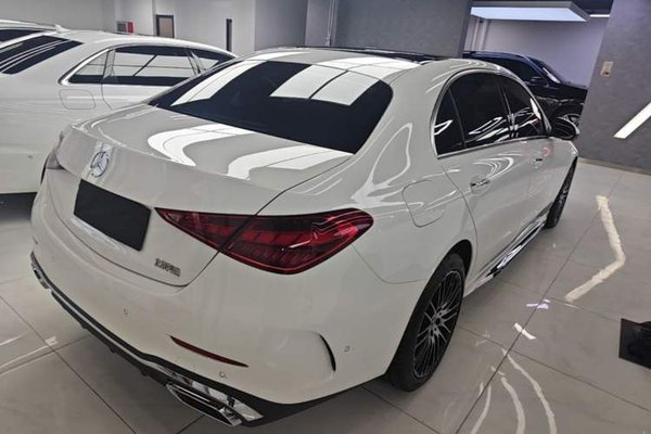 Mercedes-Benz C-Class 2026, 3300 км, за 39393 USD - фото 6