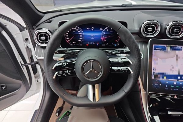 Mercedes-Benz C-Class 2026, 3300 км, за 39393 USD - фото 18
