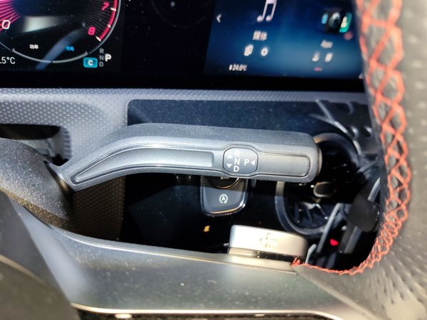 Mercedes-Benz CLA 2024, 24500 км, за 28073 USD - фото 13