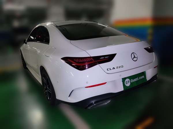 Mercedes-Benz CLA 2024, 24500 км, за 28073 USD