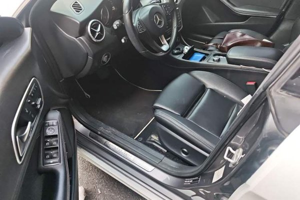 Mercedes-Benz CLA 2015, 118200 км, за 9905 USD - фото 17