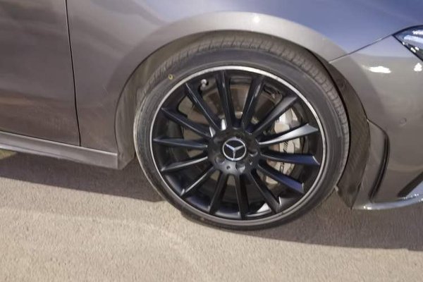 Mercedes-Benz CLA AMG 2021, 56600 км, за 30610 USD - фото 8