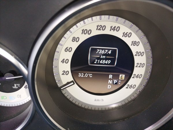 Mercedes-Benz CLS 2012, 214800 км, за 11831 USD - фото 8
