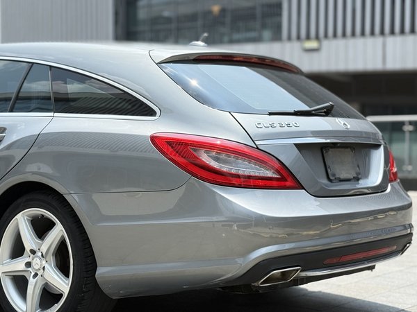 Mercedes-Benz CLS 2013, 109200 км, за 28281 USD - фото 6