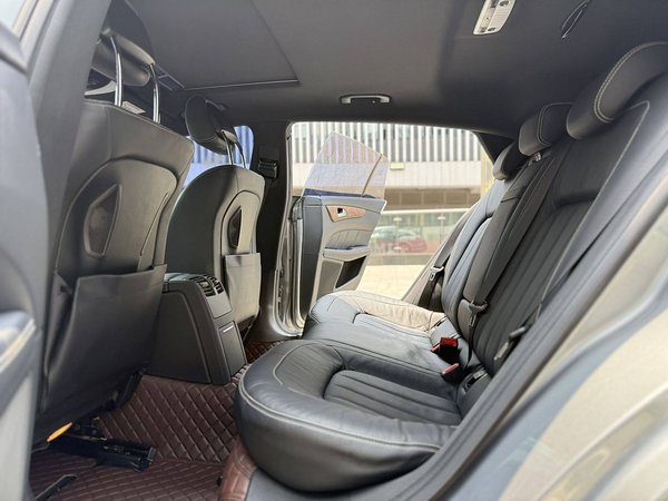 Mercedes-Benz CLS 2013, 109200 км, за 28281 USD - фото 13