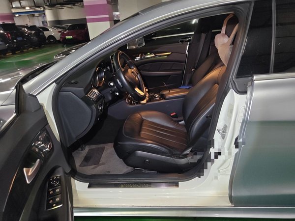 Mercedes-Benz CLS 2015, 105600 км, за 18520 USD - фото 16