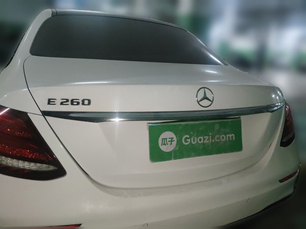 Mercedes-Benz E-Class 2019, 120800 км, за 24259 USD