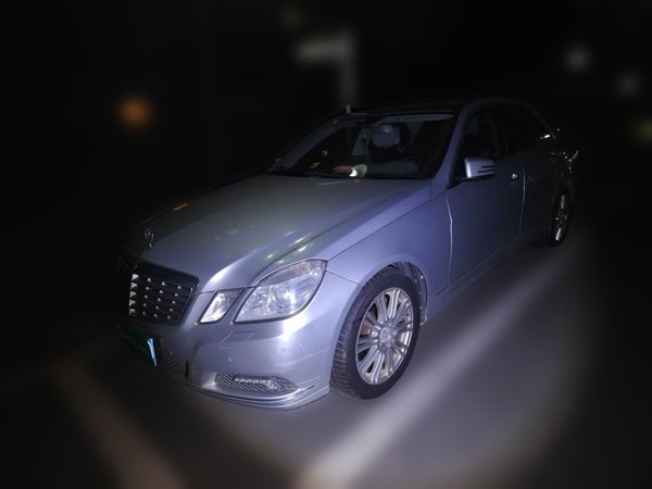 Mercedes-Benz E-Class · 2009 год